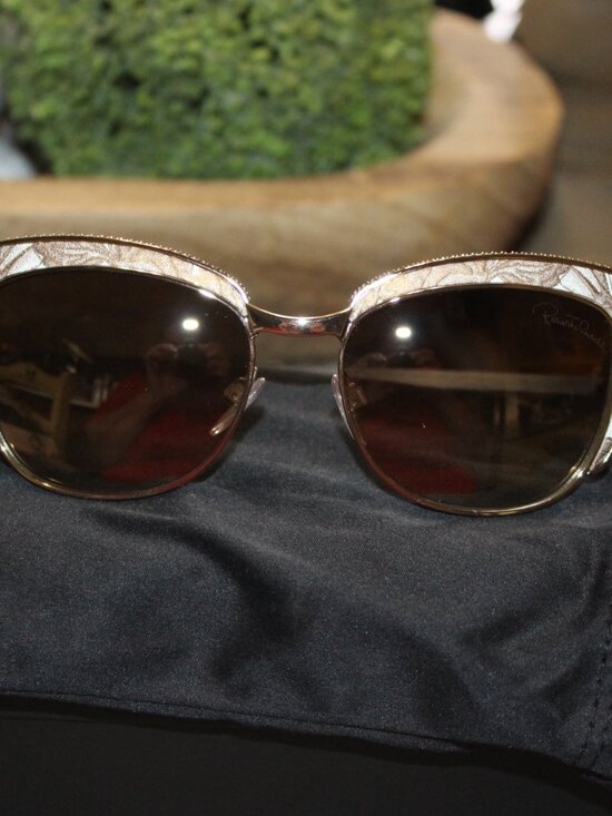 NWOT Roberto Cavalli cat eye laser cut frame 973 S Women\'s Sunglasses FABULOUS!! main image 5